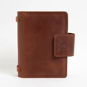 Thread & Maple Leather Needle Storage – Elegant Craftsmanship, Smart Organization