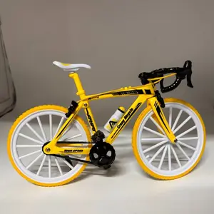 New Alloy Bicycle Model 1:8 Scale, Realistic Mountain Bike Downhill Road Bike, Decorative Ornament Gift Toy, Party Birthday Easter Present