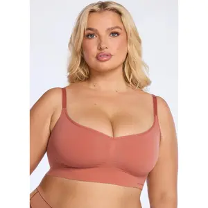 SmoothingSeamless Wireless Scoop Bra