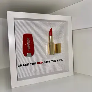 CAR KEY & LIPSTICK FRAME BY LUXÉRA