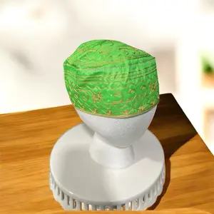Gorro de Hombre Religioso.