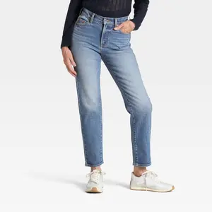 Women's Mid-Rise 80's Slim Straight Ankle Jeans - Universal Thread Light Wash 14