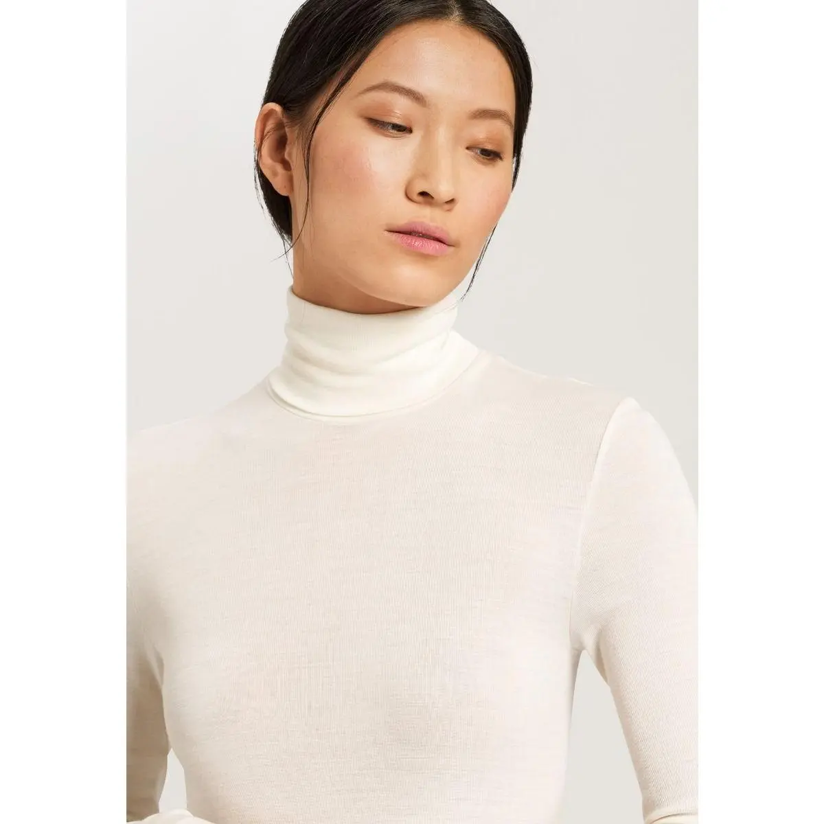 Women's Turtleneck Shirt in a Plain Wool-Silk Blend, Lightweight Long Sleeve Top for All-Season Layering, Shirt Blouse