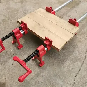 1 Set Heavy-Duty Cast Iron Pipe Clamps for Woodworking - Ergonomic red handles, quick-action handles, durable steel jaws for 3/4“ or 1/2” threaded pipes, ideal for woodworking and furniture assembly, secure wood positioning | Durable steel construction