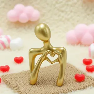 Elegant Heart Hand Sculpture, Resin Art Decor for Home, Romantic Christmas Decoration, Fashionable Indoor Ornament, Decorative Sculptures