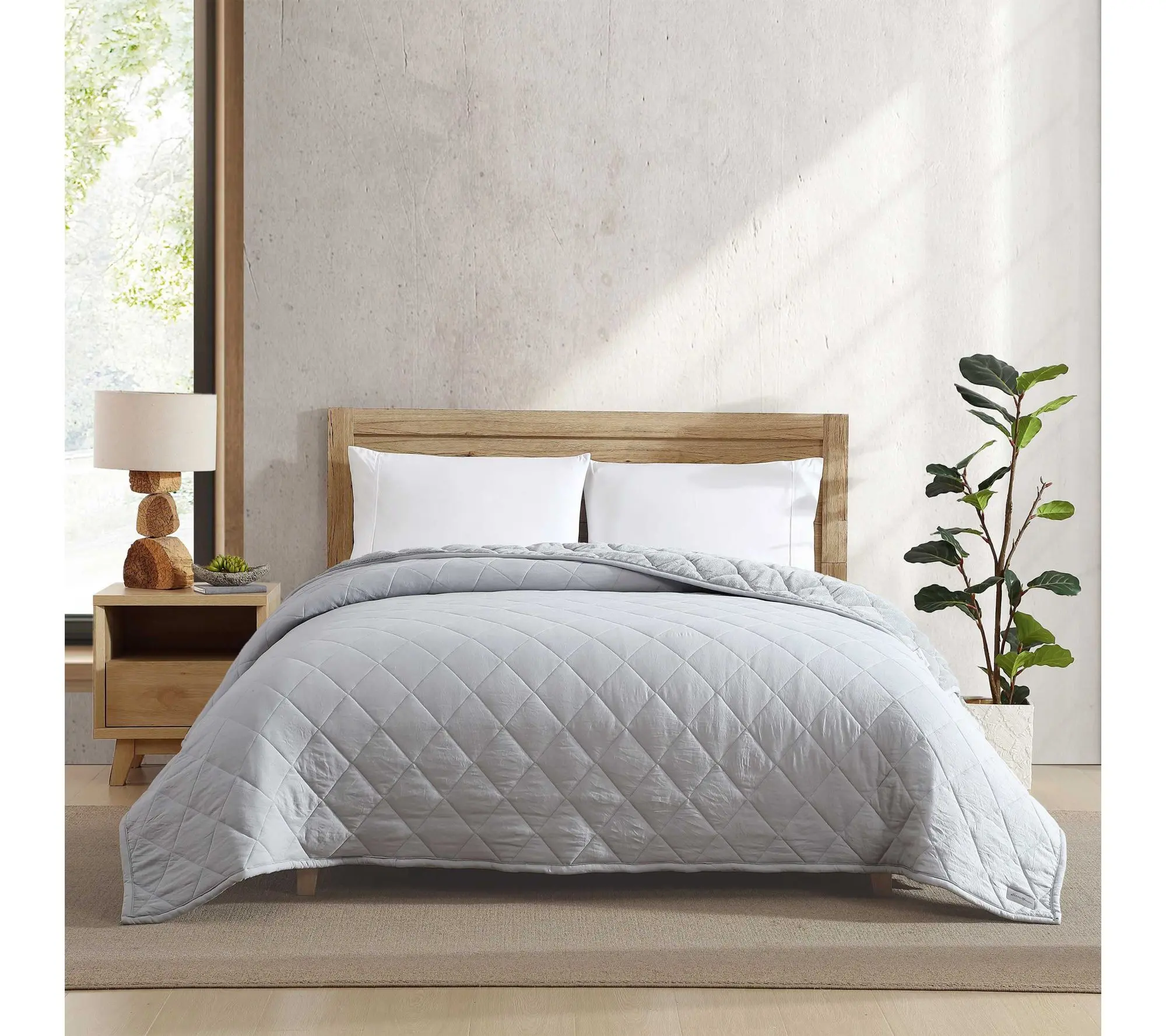 Eddie Bauer Classic Soft Grey Quilted Full/Queen Blanket Eddie Bauer Classic Soft Grey Quilted Full/Queen Blanket