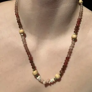 THE NURTURER MOONSTONE AND BEADS NECKLACE!