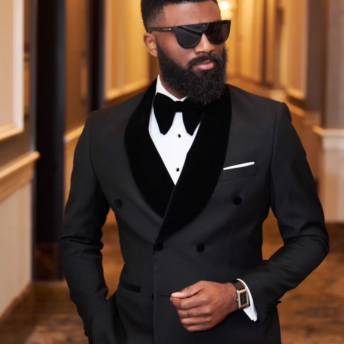 JET-SET TUXEDO
