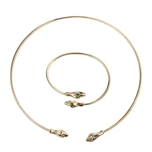 OIDEA Women's Adjustable Zircon Snake Necklace and Bracelet Set - Animal-Shaped, Coordinated, Multi-Piece Statement Costume Choker Bangle Jewelry, Ideal Gift, Animal-Shaped Jewelry Sets, Coordinated Jewelry Sets
