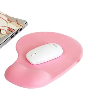 Cute Cartoon Sheep Silicone Thick Office Ergonomic Computer Mouse Pad for Laptop, Wrist Support, 3D Stereo Effect, Comfortable and Durable, Perfect for Home and Office Use
