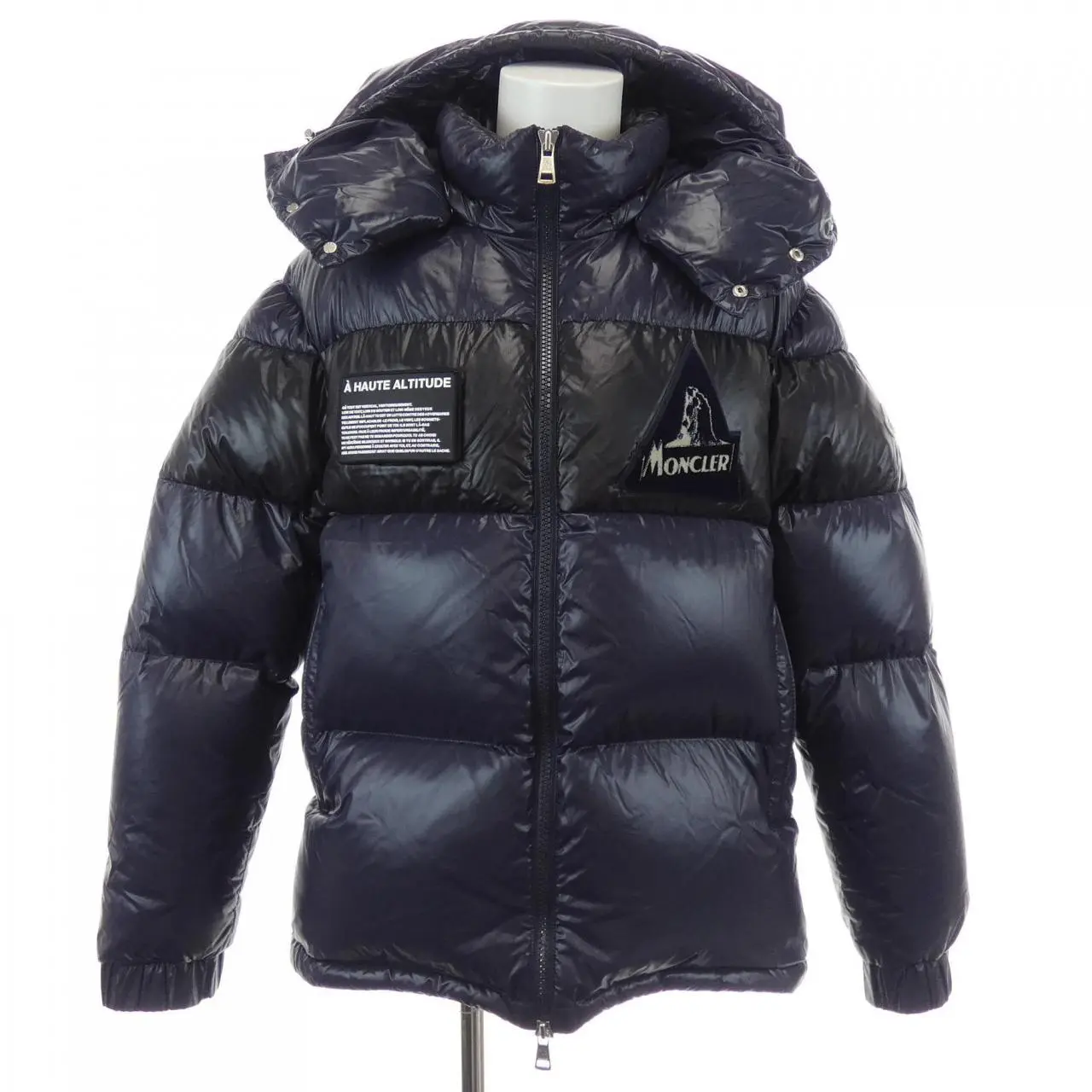 Pre-owned MONCLER Nylon Small Leather Goods GARY Down Jacket