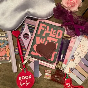 Spicy Reader Bookish Gift Set