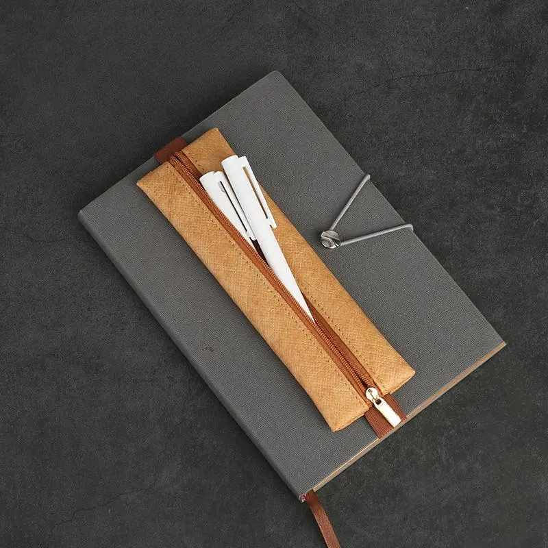 Leather Pencil Case, 1 Count Elasticated Pencil Pouch with Zipper, Lightweight Durable Fountain Pen Protector for School & Office Storage, Computer, Durability