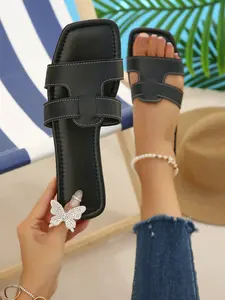 Summer Flat Square Toe Cross Strap Soft Sole Sandals, Versatile Fashion Casual Beach Shoes, Ideal for Beach Vacations