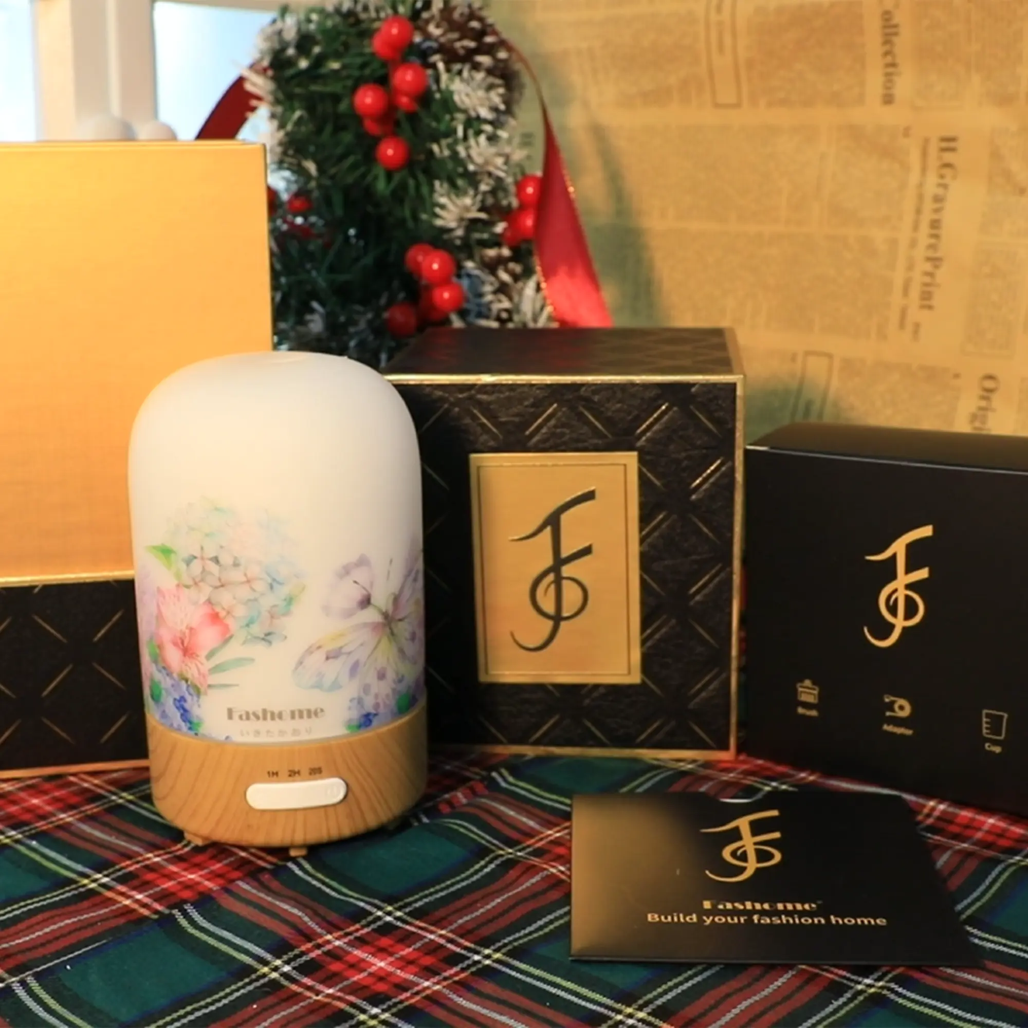 Hand Blown Glass Essential Oil Diffuser - 100ml AC-Powered Desktop Humidifier with Glass Shell, Auto Shut Off, Mist Settings, Warm Light, Timer, Home Fragrance for Stress Relief, Nightstands, Birthday Gifting, Scented sohochic