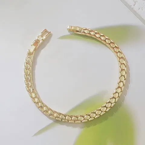 14K Gold Plated Honeycomb Textured Link Bracelet, Polished Herringbone-Style Snake Chain Bracelet, Minimalist Dainty Gold Jewelry for Women