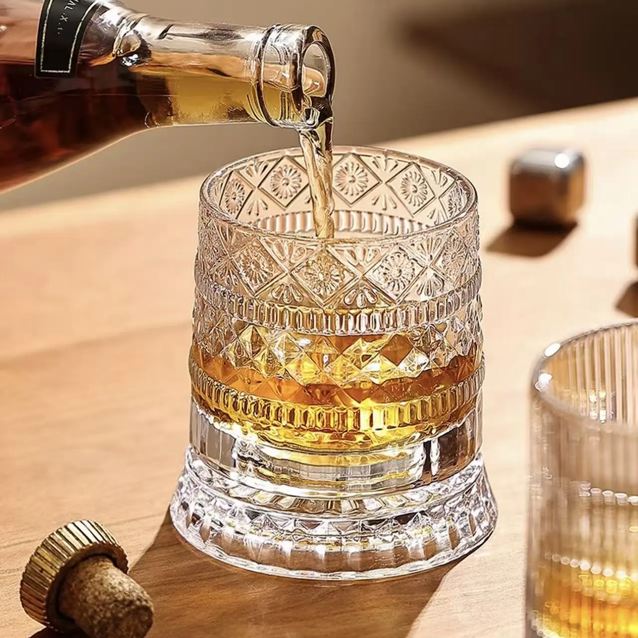 DALIN Whiskey Tasting Glasses - Enhance Your Whiskey Experience Drinkware with Elegant Design and Crystal Clarity