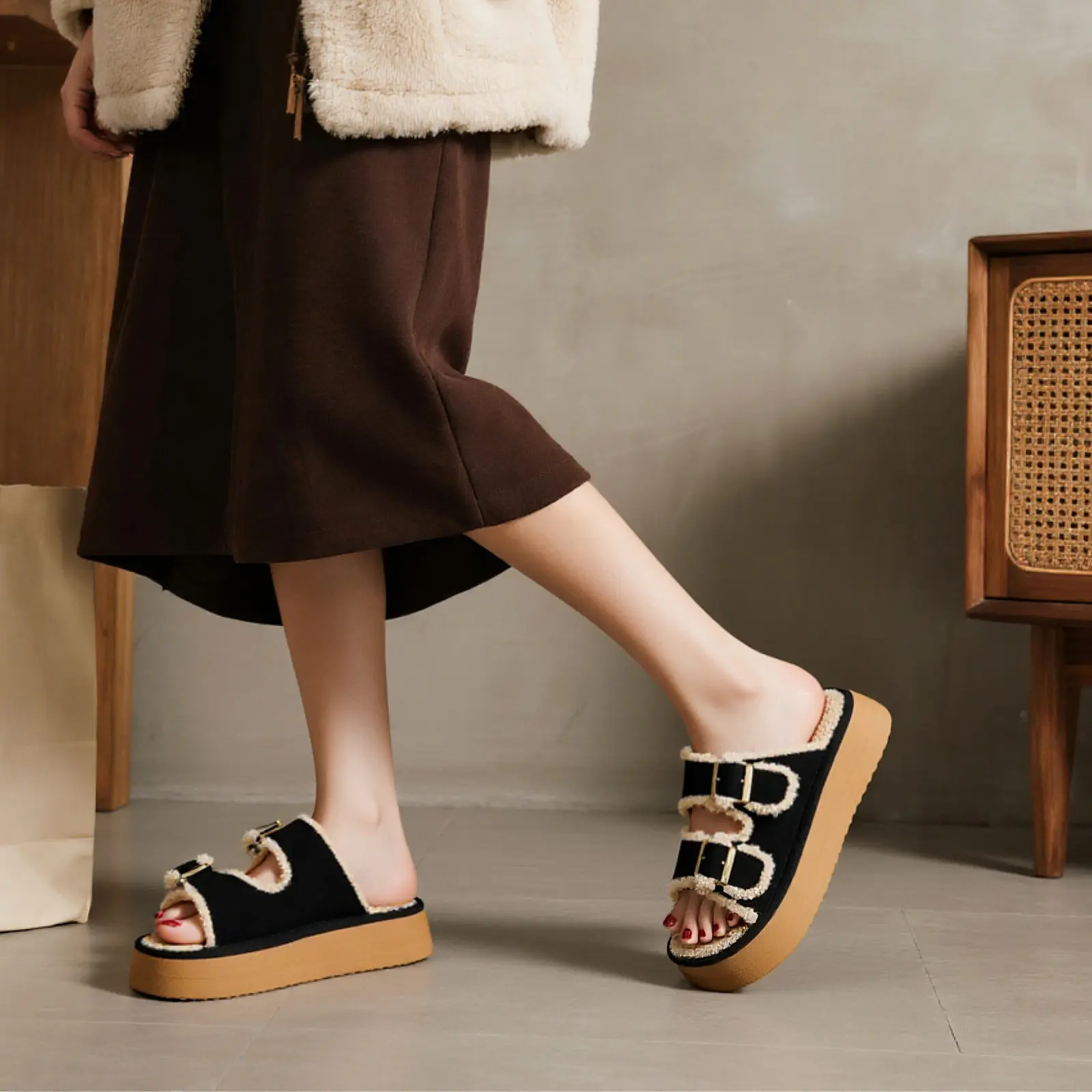 Black Faux Suede Fleece Lined Platform  for Women, Double Adjustable Metal Buckle Straps Warm Fluffy Open  Slip On Slippers, Indoor Outdoor Cozy Casual Winter Sandals resistant luxury soft sole anti-slip breathable summer footwear plush