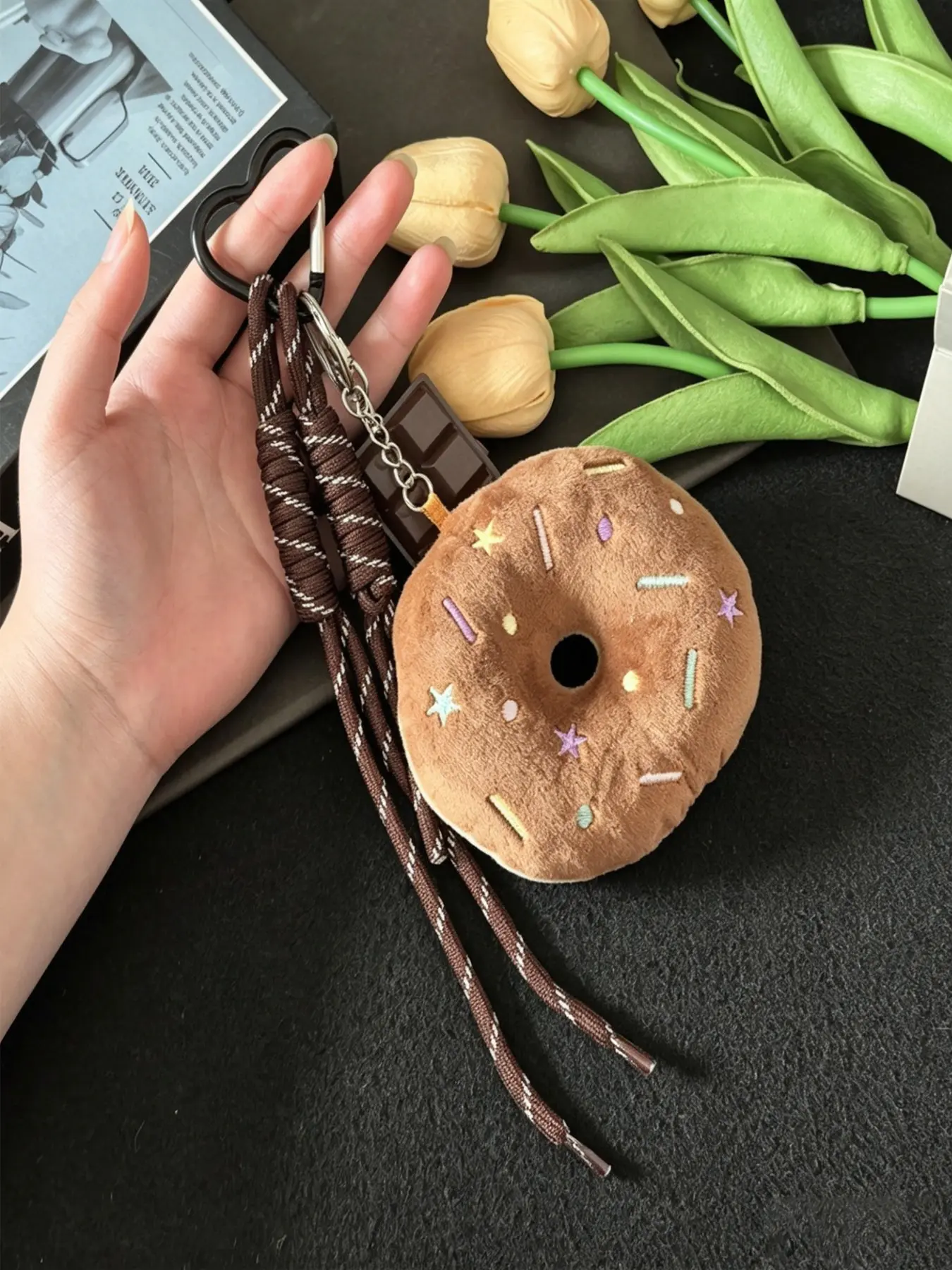 Cute Plush Donut Keychain, Handmade Hanging Ornament, Sweet Chocolate Braided Rope, Perfect for Girls' Daily Use, All Seasons Punk Style