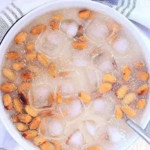 Cassava crunch (Garri) Sour Flavor