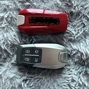 Luxury Car Key Display Collectible Decorative Prop, Wall-Mount Hanging Home Decor Key Hook, Ideal Gift