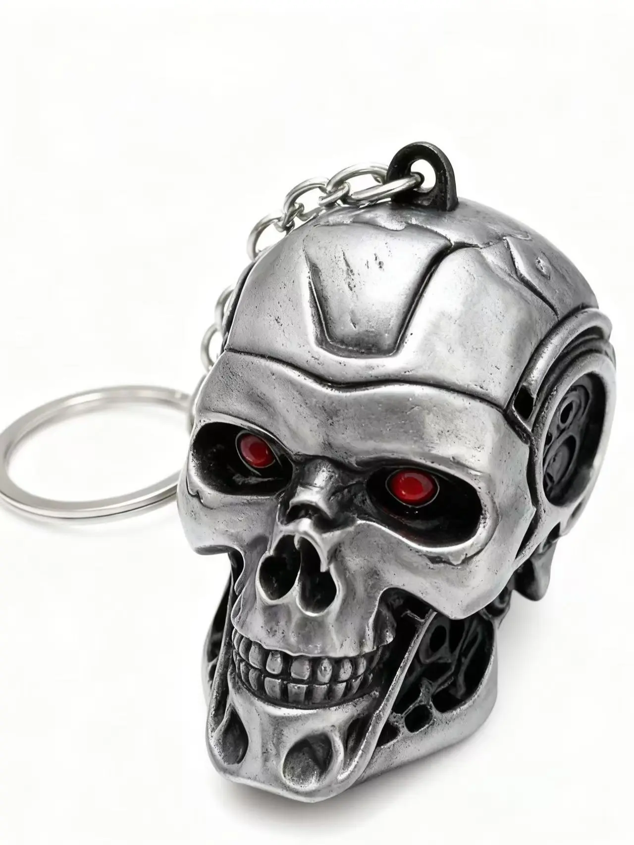 Terminator Skull Zinc Alloy Keychain with Red Eyes, Retro Lightweight Sturdy Bold Design, Unisex Universal Compatibility for Keys & Car Interior Decoration, TikTok Shop Spring Glow Up Summervibes auto accessories interior cars accessories