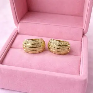 Clip stud Earrings Gold plated 14 k TT1