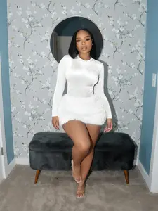 Women's Fashionable Sexy Slim-Fit Bodysuit & Soft Plush Short Skirt Set, Stylish & Versatile Design Two-Piece Set for Autumn and Winter, Chic Outfit