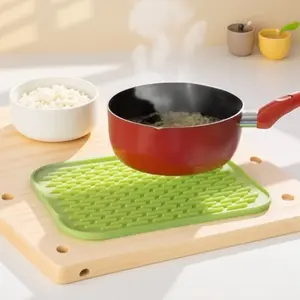 Non-Slip Heat Proof Mat, Waterproof Oil-Proof Kitchen Essential, Durable & Safe for Cooking Surfaces, Perfect for Home Use, Silicone Mat