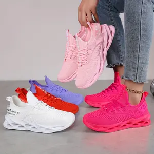 Unisex Solid Pink Sporty Running Shoes, Breathable Mesh Low Top Trainers with Lightweight MD Sole for All-Season Walking & Commuting