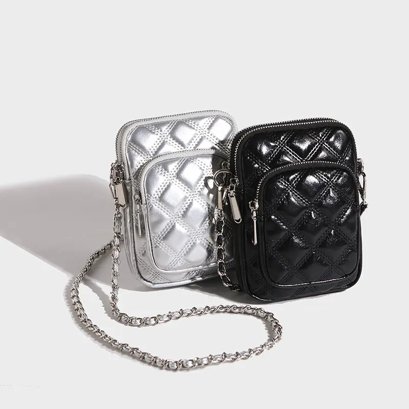 Women's Silver Metallic PU Leather Quilted Mobile Phone Bag, Trendy Dual-Zipper Crossbody Purse with Chain Strap, Small Shoulder Bag for Casual/Party Use (Gym & Outdoor Accessory Gift), Shoulder Bags