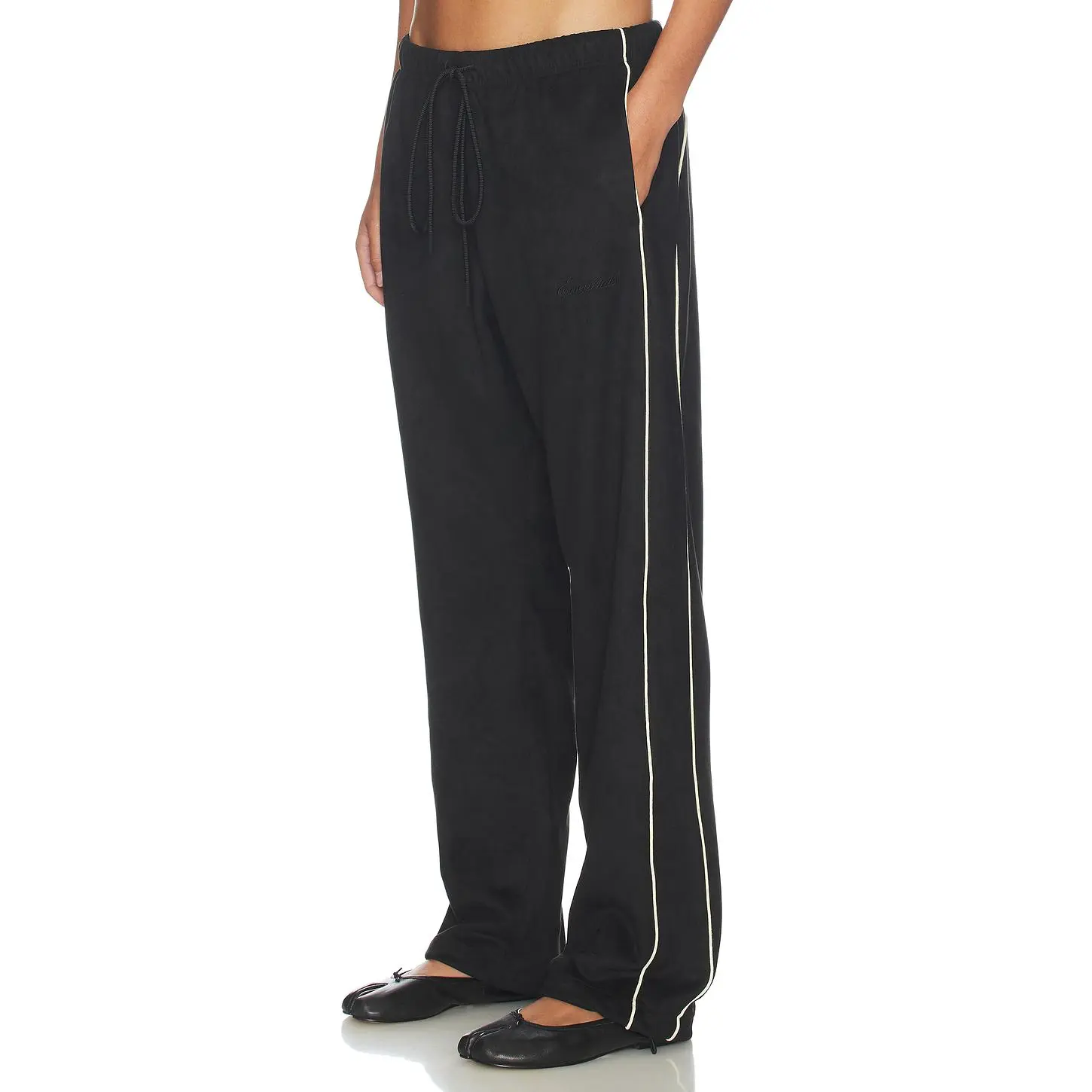 Fear of God ESSENTIALS Signature Relaxed Pant in Vintage Black