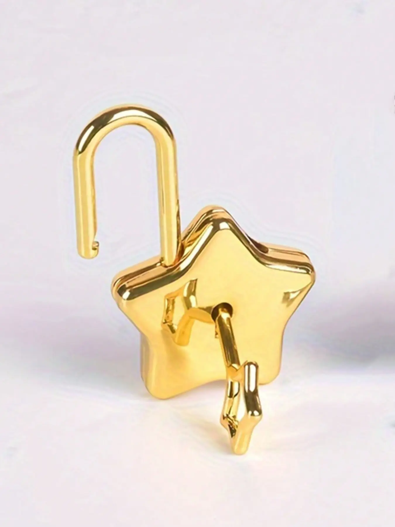 Mini Drawer Luggage Lock with Key, Star Shape Lock, Suitable for Dormitory Closets, 3 Colors Available, Outdoor Travel Essential
