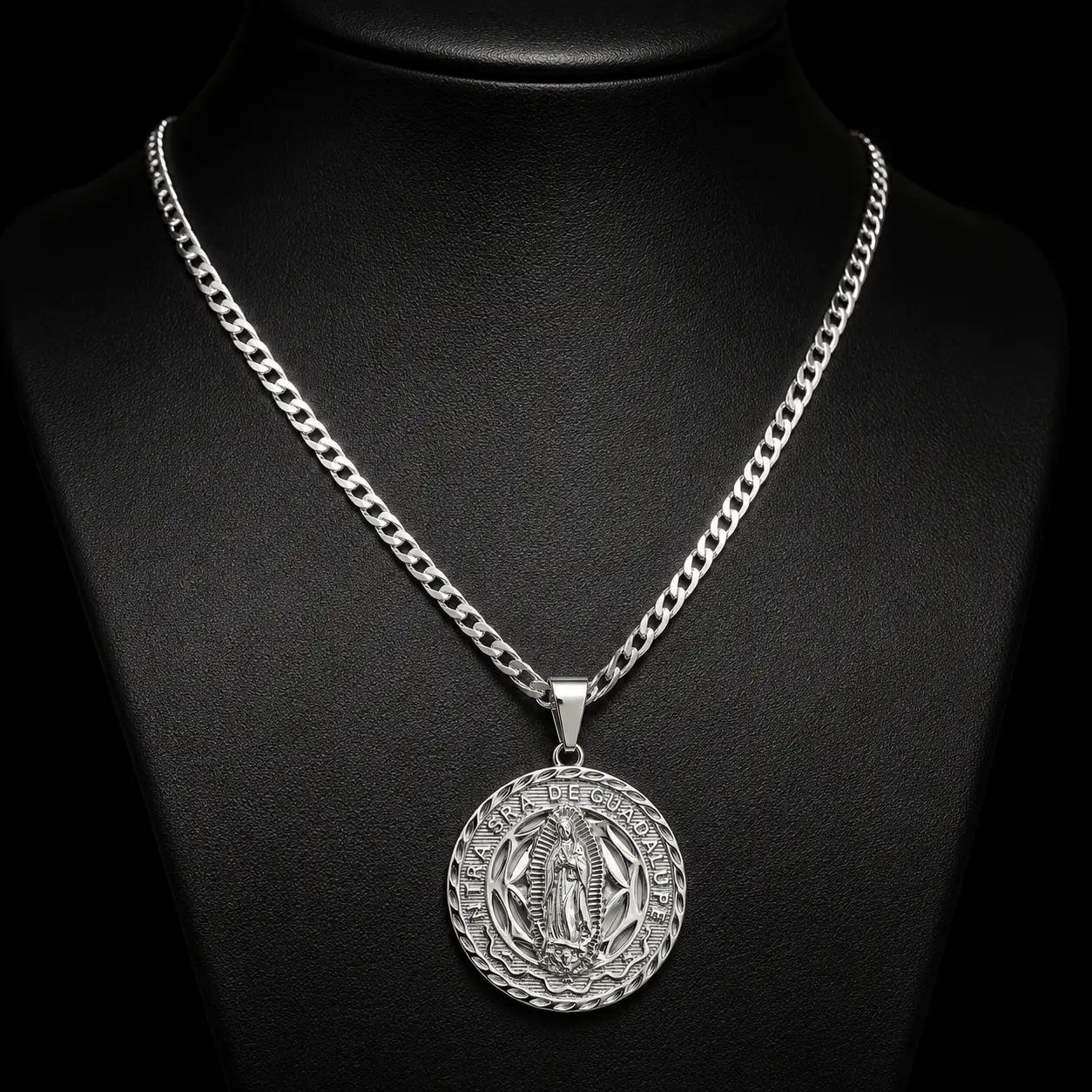 S925 Nuestra Señora de Guadalupe  pendant set with Cuban chain 4 mm 22 inches