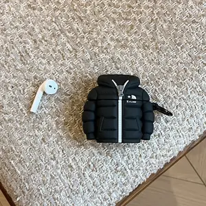 1 down jacket headphone case,Cute wireless Bluetooth earphone case, drop resistant, durable and stylish accessory, Headphone Bag, Earphone Protective Cover, suitable for AirPods pro3/1/2/3/4/pro/pro2(Different models may have different shapes)