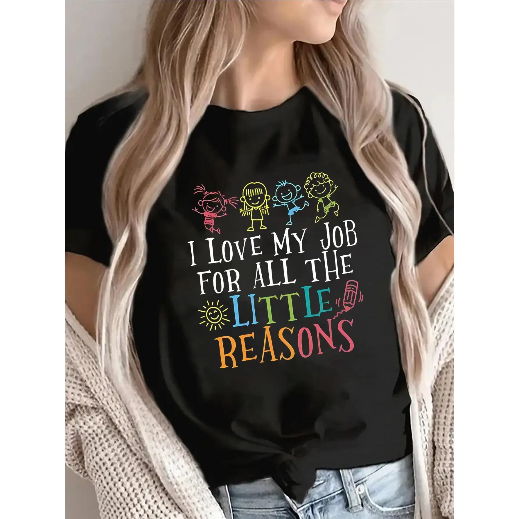 Short-sleeved T-shirt, expressing love for work, with a vibrant cartoon design, ideal for educators, cafes or offices, light and sturdy, providing a comfortable daily wear effect