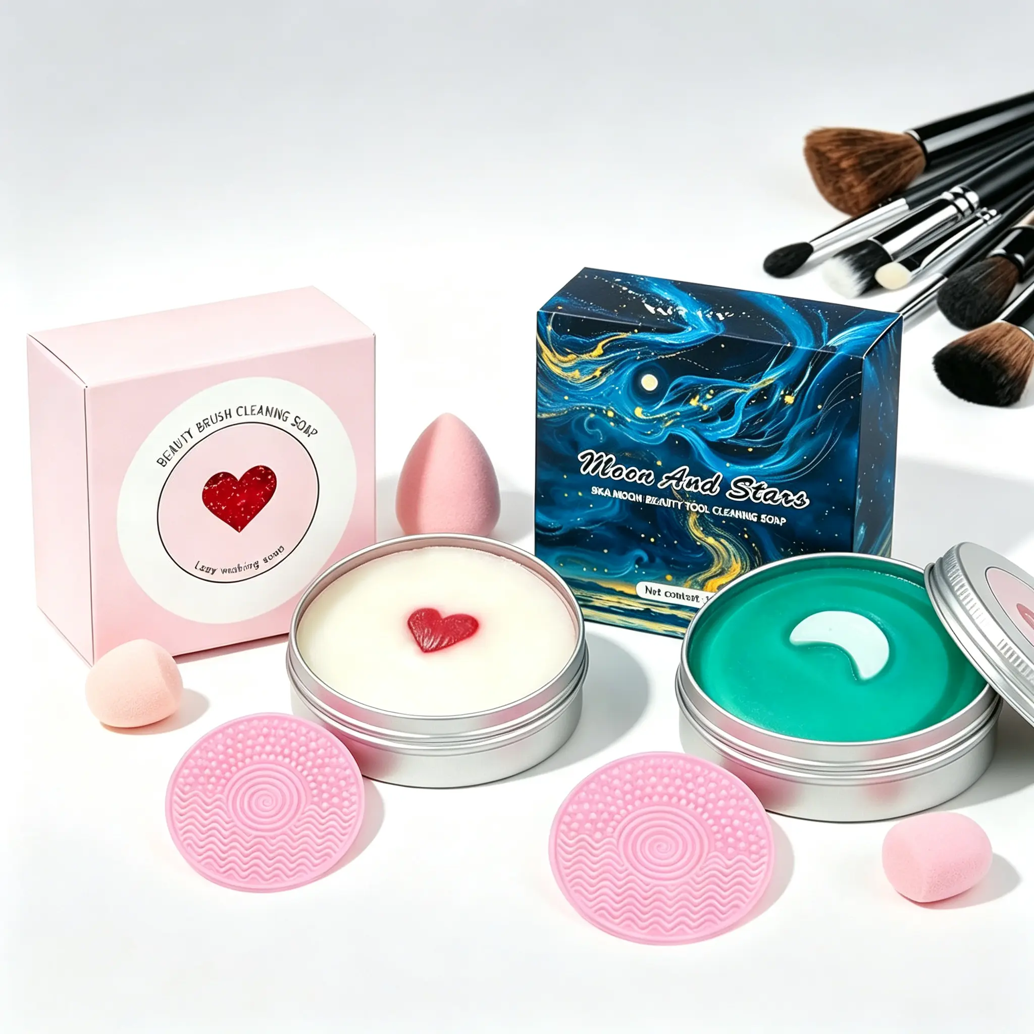 Makeup Brush Cleaning Soap with Silicone Cleaning Pad, 3.52oz Solid Beauty Tool Cleanser, All Purpose Cleaner for Makeup Brushes, Beauty Blenders & Powder Puffs, Heart Moon Scent Brush Cleaner Soap