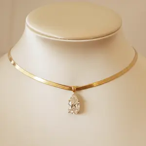 The Gold Pear Necklace | 333 BEVERLY HILLS