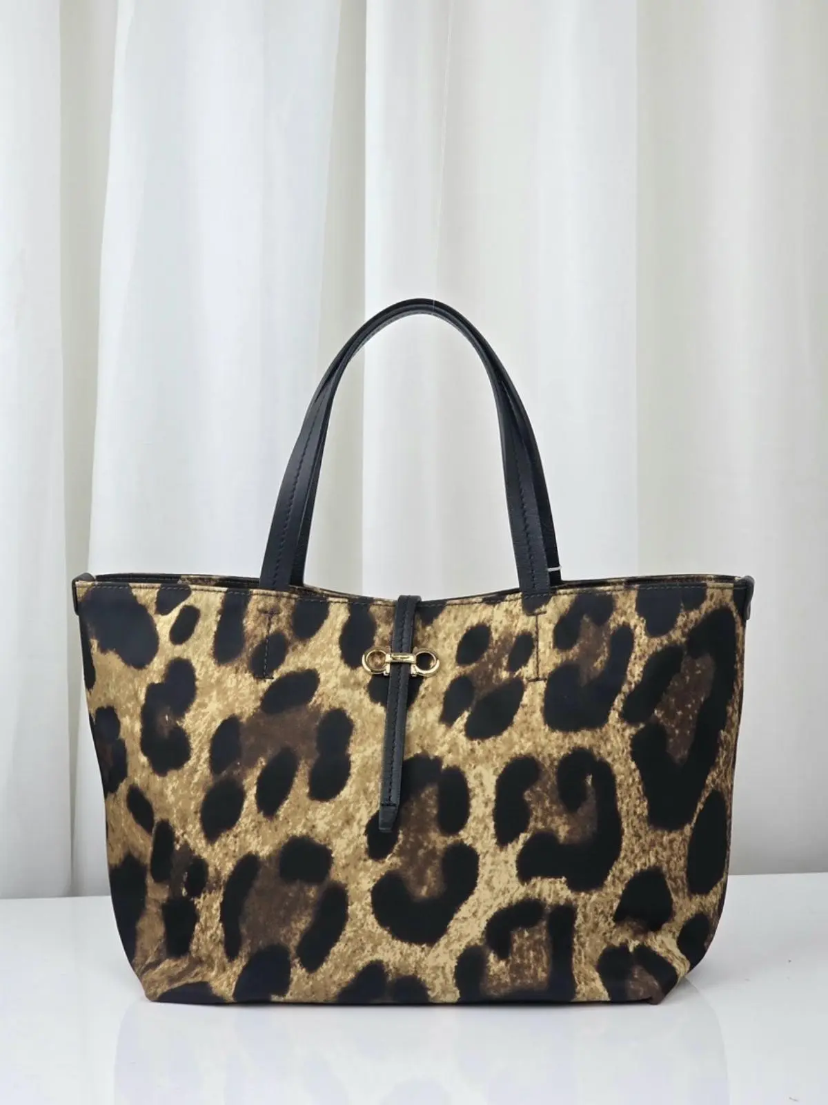 Pre-owned SALVATORE FERRAGAMO As Shown Tote Bags Gancini Tote Bag Leopard Print MR08072026B866