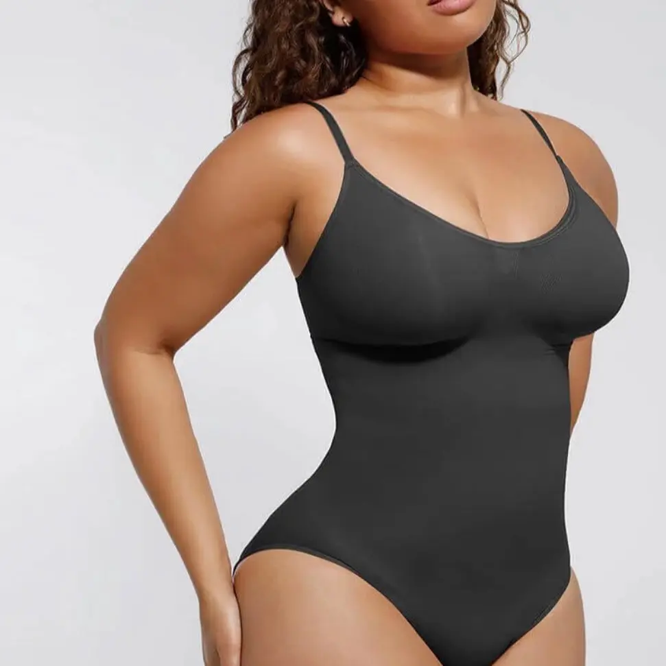 Women's Seamless Body Sculptor - Casual and Comfortable - Womenswear Clothing  Minimalist Lady