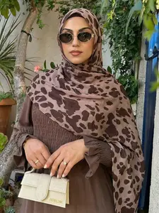 1pc retro cow pattern printed long silk scarf, multi-purpose shawl with light luxury texture, fashionable and versatile bandana, simple edged scarf, commuting and travel atmosphere decorative scarf Hijab