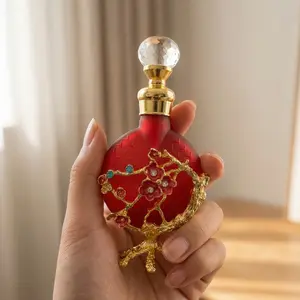 Natural Women's Perfume Oil Concentrate, Long-Lasting Floral Fragrance, Soft Elegant Fragrance, Middle Eastern Musk Scent, 10ML Enamel Bottle, Floral Fruity Fragrance, Elegant Floral Fragrance, Arabian Fragrance