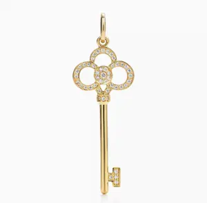 Pre-owned Tiffany Keys Crown Key in Yellow Gold with Dia with chain, 1.5"