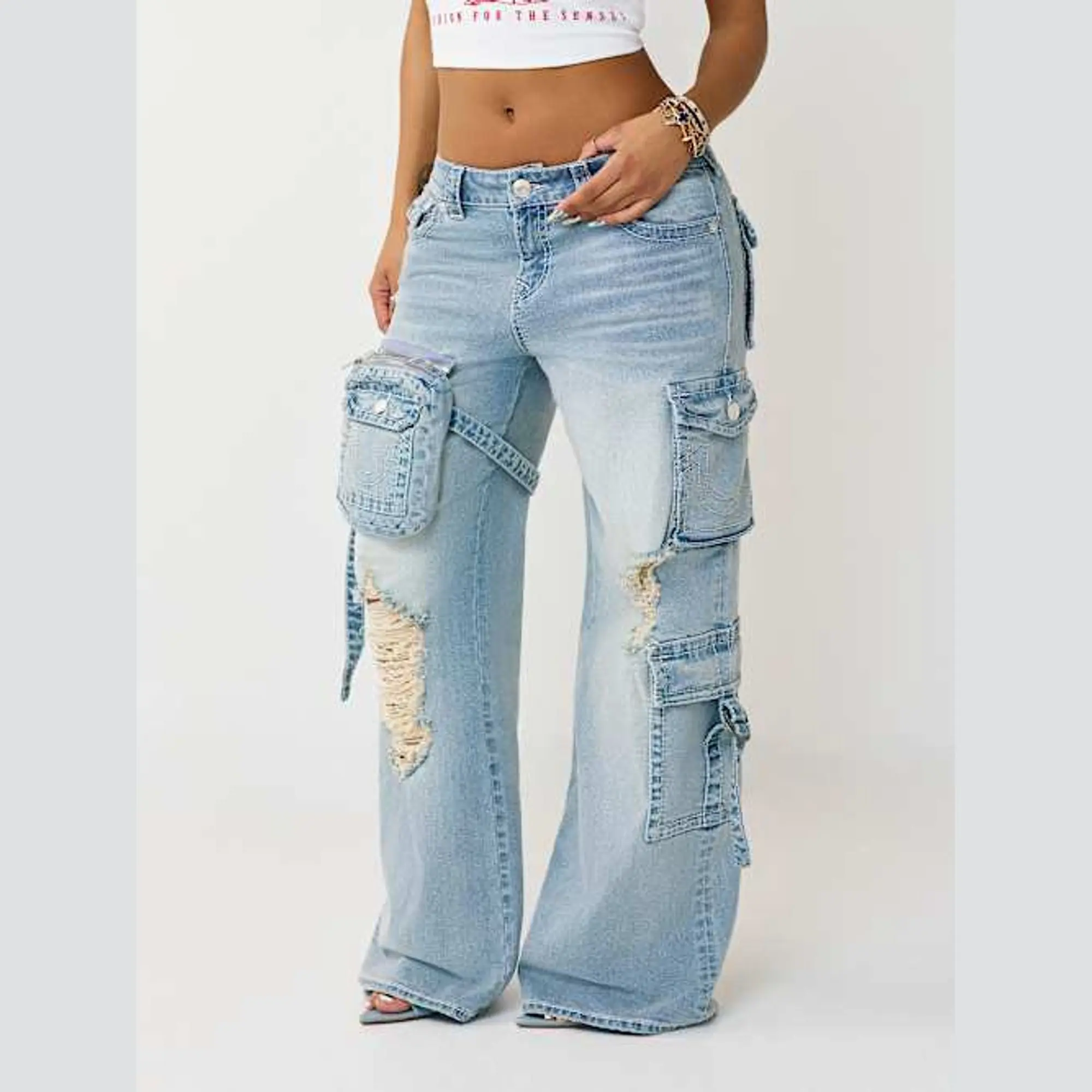 True Religion Women's Bobbi Mid Rise Detachable Cargo Pocket Baggy Jean