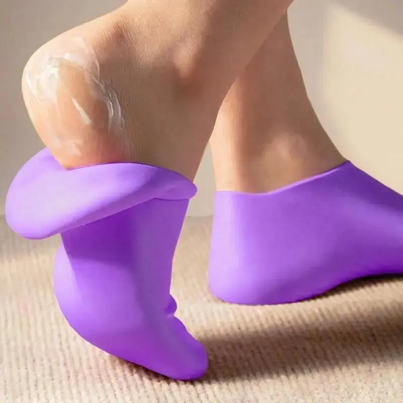 Silicone Moisturizing Socks for Dry Feet & Cracked Heels, Soften Rough Skin with Elastic Fit, Daily Foot Care Essential that Helps Prevent Cracking and Hydrates Like a Moisturizing Foot Mask, Cracked Foot Repair, Foot Care Aid