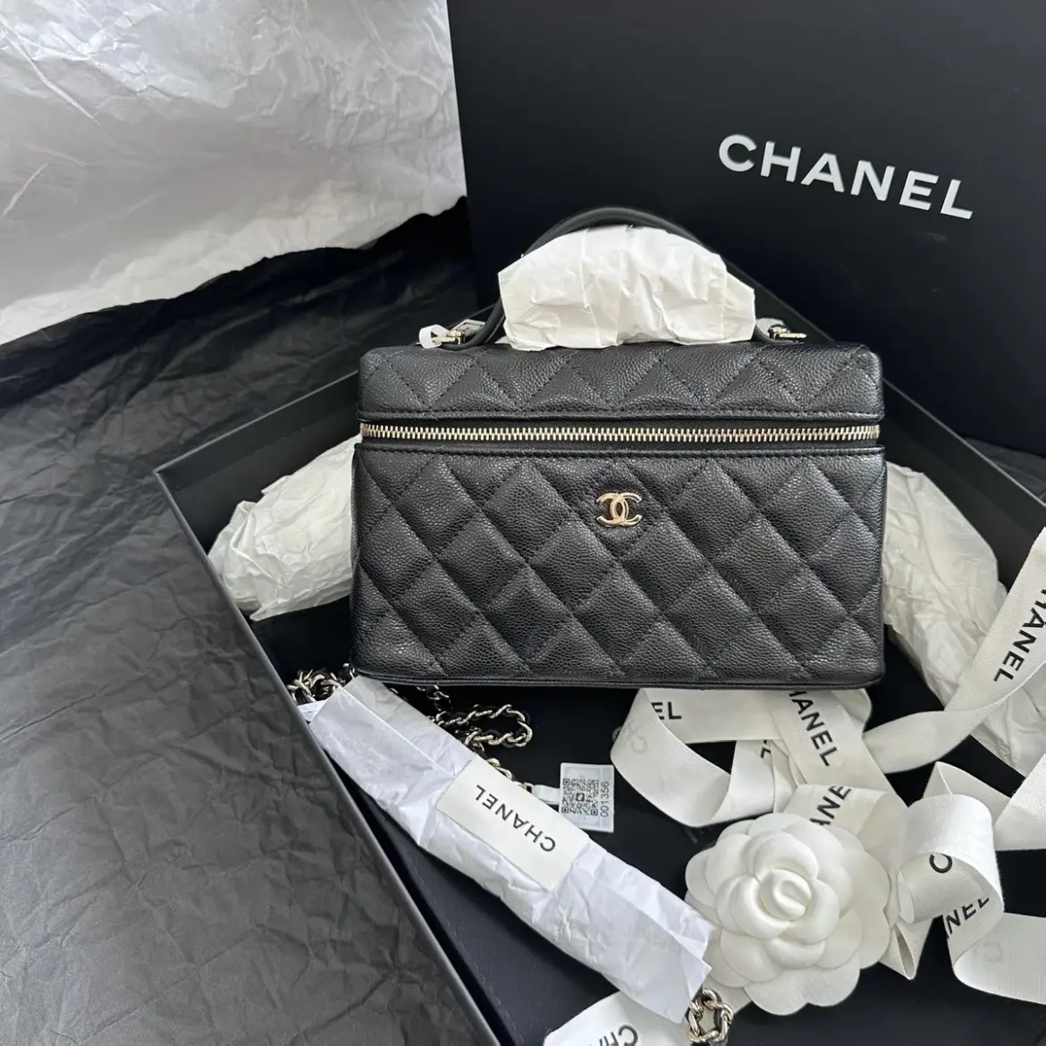 Pre-owned CHANEL Top Handle Vanity Case ramie order reservation