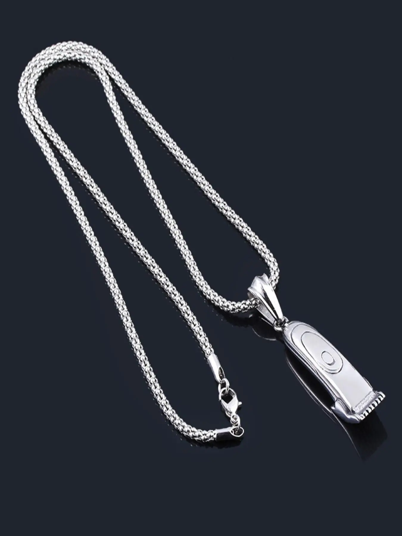 Hair Clipper Charm Pendant Necklace, Stainless Steel Necklace for Men & Women, versatile accessories, Fashion Jewelry for Party, Daily Decor, Minimalist Chain Necklace, Jewelry for Birthday Gift, Decorative Necklace