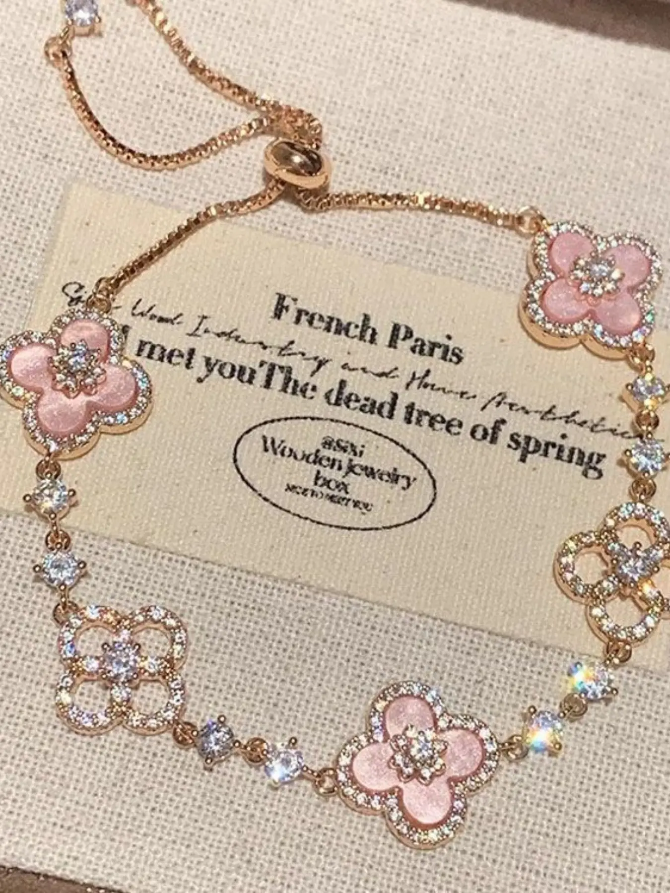 Four-Leaf Flower Rhinestone Bracelet for Women, Luxury Unique Design Adjustable Wristband, Elegant Jewelry Accessory, Exquisite Bracelet, Adjustable Fit Bangle, Clover Flower Bracelet