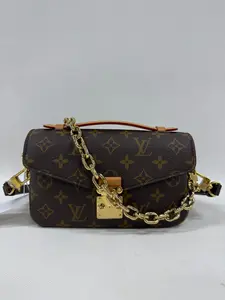 Pre-owned Louis Vuitton canvas Messenger Bags east west Pochette Métis Monogram Bag 【BF 1U】【Senza 1】