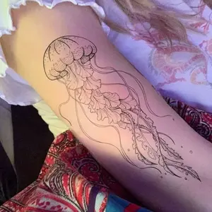 1pcs Jellyfish Herbal Juice Tattoo Sticker Sexy Cute Playful Hot Girls Temporary Tattoos Waterproof Fake Tattoo for Men and Women Halloween Party Celebrations Gift Y2K Unisex